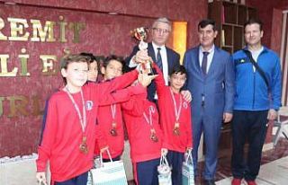 Milli Eğitim Müdürü Ciğer şampiyonları ağırladı