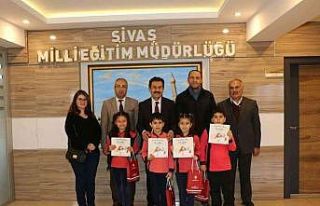 Minikler hayallerini kitaplaştırdı