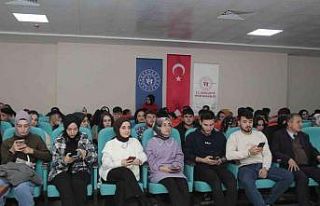 Müdür Öztürk: “Gençlerimizde bir bilinç oluşturmalıyız”
