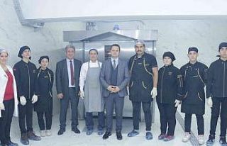 Muğla’da meslek lisesinde ekmek üretimi başladı