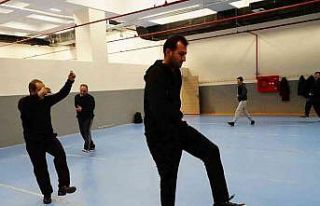 Muhtarlar halk oyunu ekibi kurdu: En büyük hayalleri...