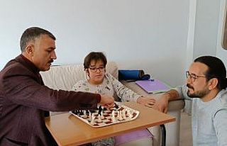 Muradiye’de özel öğrenciye anlamlı hediye