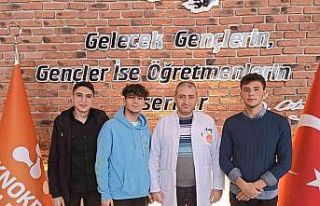 Napier’in Sihirli Çubuklarıyla Matematik öğrenecekler