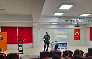 Öğrenciler mesleği erbabından dinledi