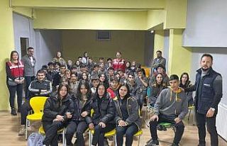 Öğrencilere suçtan korunma yöntemleri anlatıldı