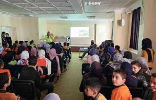 Öğrencilere trafik bilinci aşılanıyor