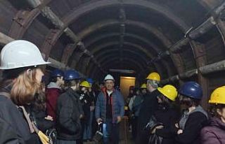 Öğrencilerinden madencilere destek