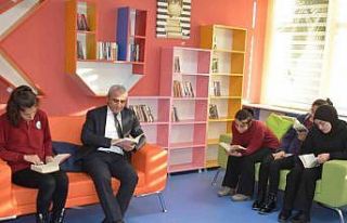 Okul kütüphanelerindeki kitap sayısı 1 yılda...