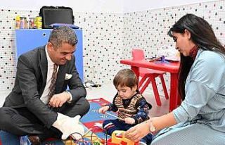 Özel çocuklara her yaşta eğitim