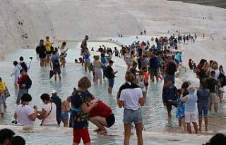 Pamukkale’de 2 milyon hedefine günler kaldı