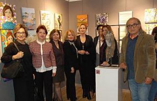 Patili dostlar yararına sergi