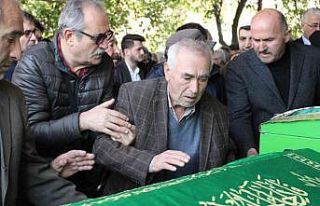 Patlamadan hayatını kaybeden anne kız son yolculuğuna...