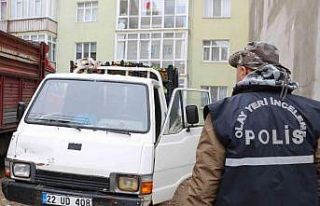 Pazarcı esnafının kamyonetlerinin akülerini tam...