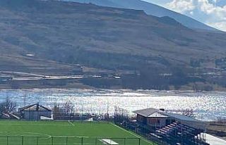 Pınarbaşı futbol sahası tamamlandı