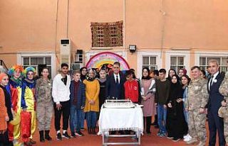 Protokol üyeleri özel çocuklarla bir araya geldi