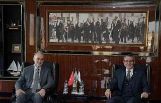 Rektör Ünal: "Kent-üniversite-sanayi iş birliği...