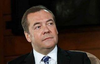 Rusya Güvenlik Konseyi Başkan Yardımcısı Medvedev’den...