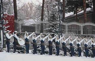 Sabah saatlerinde etkili olan kar yağışı Erzurum’u...