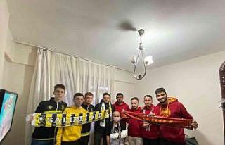 Salihli’deki taraftarlardan kanser hastası Ecrin’e...