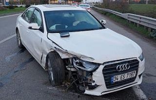 Samsun’da otomobil bariyere çarptı: 1 yaralı