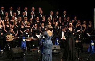 “Sanat Güneşi” doğum gününde şarkılarıyla...