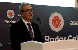 Savunma Sanayii Başkanı Demir yeni radar sistemlerinin...