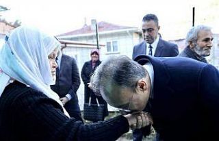 Şehit ailesinden hayır duası aldı