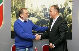 Selahaddin Dinçel: "Bu sezon üst ligi hedefleyen...