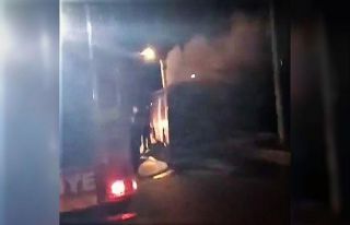 Seyir halindeki otobüste çıkan yangın korkuttu
