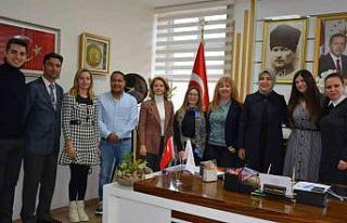 "Şiddete Hayır" projesinde yabancı emektarlara...