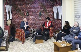 Şiir Sokağı’nın konuğu Tacettin Şimşek oldu