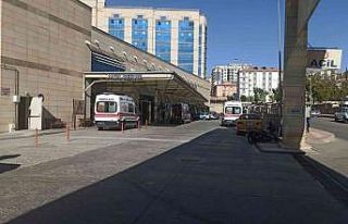 Siirt’te 7’nci kattan düşen genç kadın ağır...