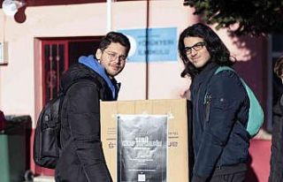 SUBÜ öğrencileri Akyazı’da kitap bağışı...