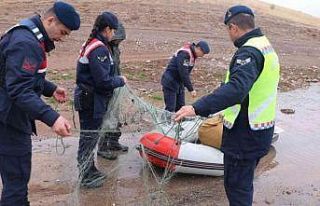 Sulama barajında bin metrelik misina ağı ele geçirildi:...