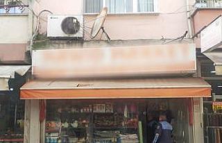 Tarihi geçmiş ürünleri satacaktı