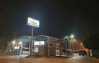 Tarsus Hal Kompleksinde aydınlatma sistemi yapıldı