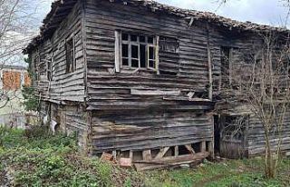 Tehlike saçan metruk binalar yıkılıyor