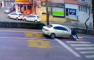 Tekirdağ’da otomobilin yolun karşısına geçmeye...