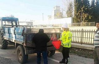 Trafik ekiplerinden traktörlere reflektör