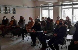 Tunceli’de aile eğitimlerinden 832 kişi faydalandı