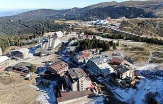 Uludağ yeni yıla kar olmadan giriyor