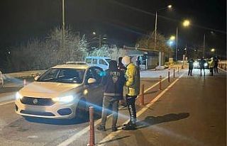 Umuma açık yer denetimi ve yol uygulaması yapıldı