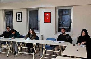 Üniversite hazırlık öğrencilerine destek