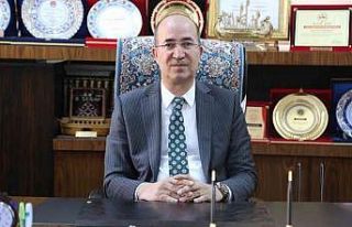 Üniversite öğrencilerine biner lira destek