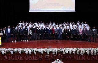 Üniversitede aşçılık önlüğü giyme töreni...