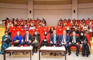 Üniversitede “Prof. Dr. Alaeddin Yavaşca’yı...