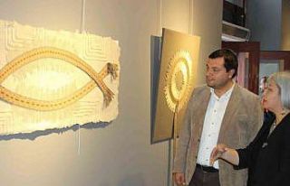 Uşak’ta geleneksel dokuma yöntemi çarpana sergisi...