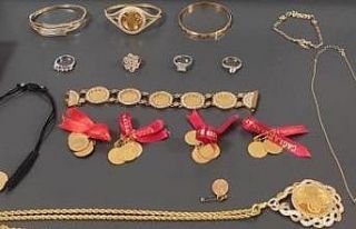 Uyuşturucu parasıyla 200 bin liralık ziynet eşyası...