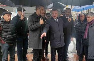 Vakıf İş Hanının yol problemini, Büyükakın...