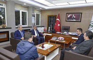 Vali Gürel kentte devam eden projeler için Kastamonu’da...